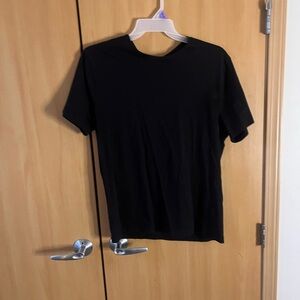 Fashion nova men’s black t shirt